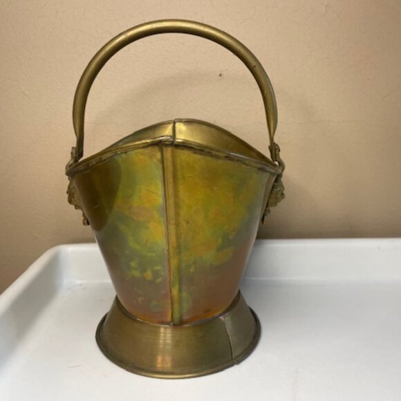Vintage Brass Bowl with Lion Heads and Handle - Picture 5 of 9